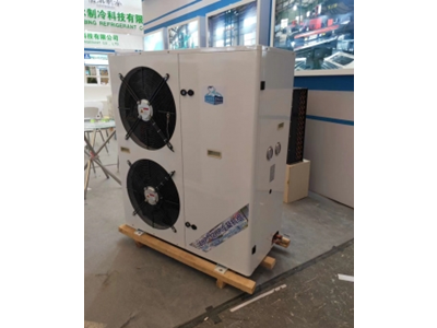 側(cè)出風全封閉式制冷機組